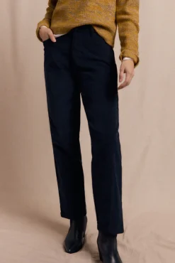 Pantalón Corduroy Cuts