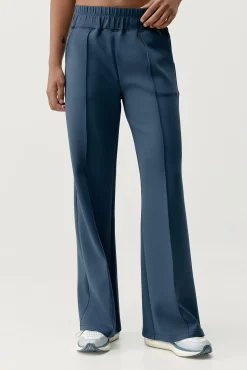 Pantalón deportivo Iniya gris