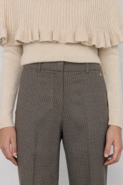 Pantalón flare