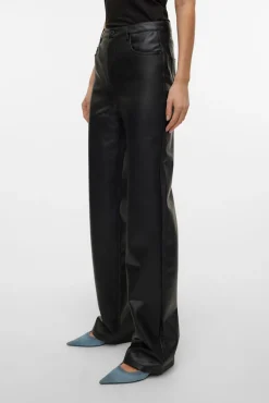 Pantalón largo efecto piel