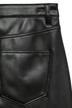 Pantalón largo efecto piel