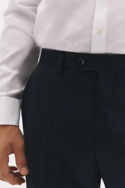 Pantalón marino slim fit