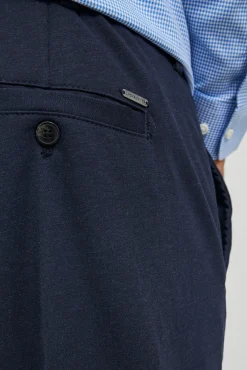 Pantalón slim fit