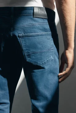 Pantalón vaquero slim fit