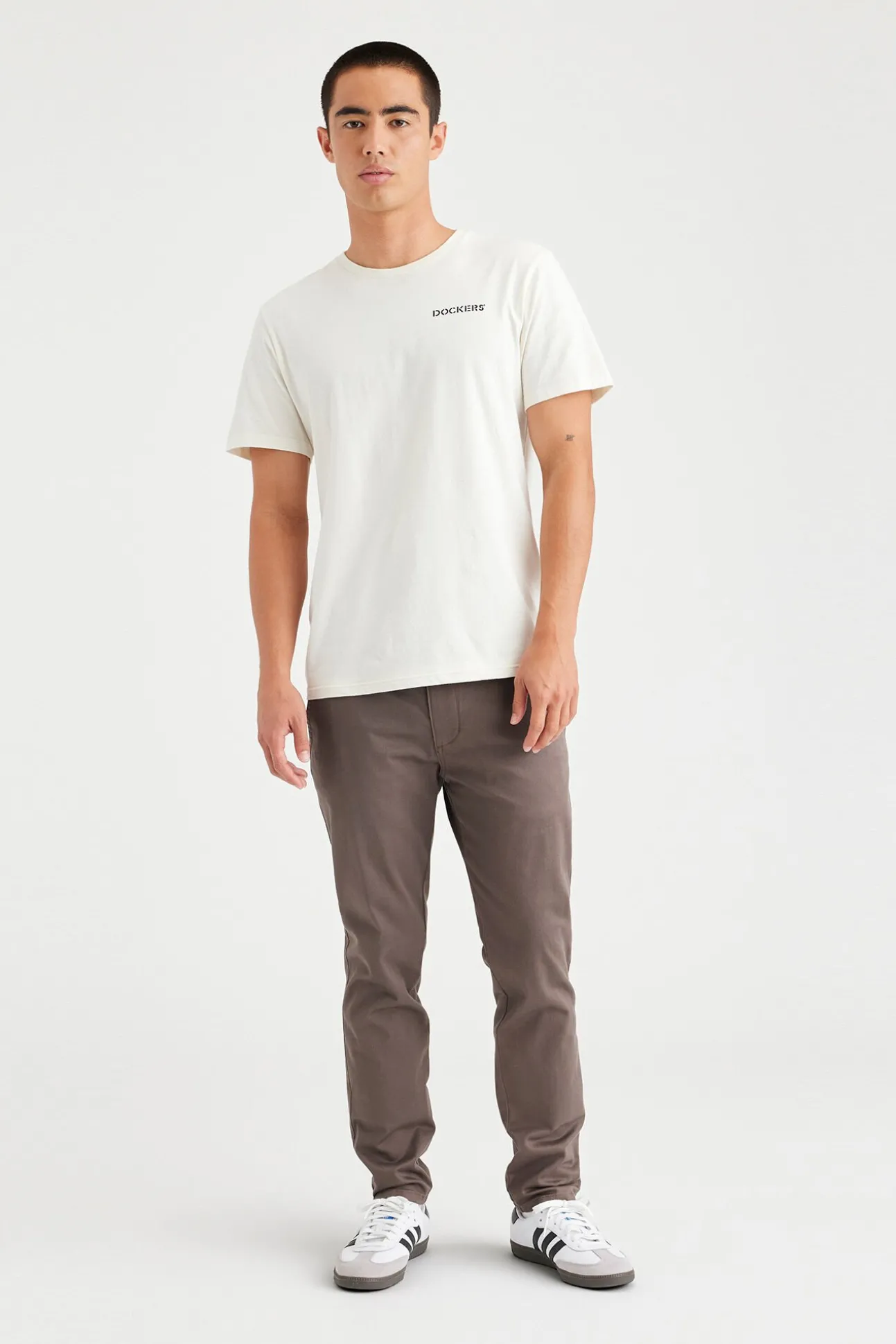 Pantalones chinos casual