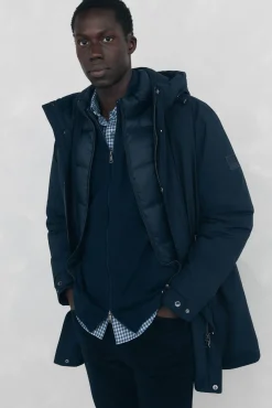 Parka corta capucha