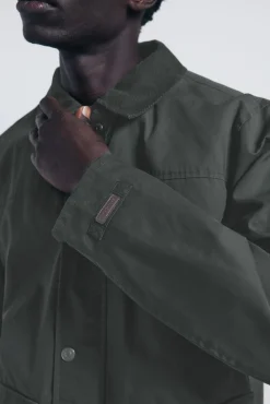 Parka corta cuello pana