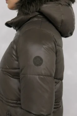 Parka larga capucha