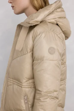 Parka larga capucha