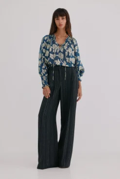 Pietra. Pantalón a rayas