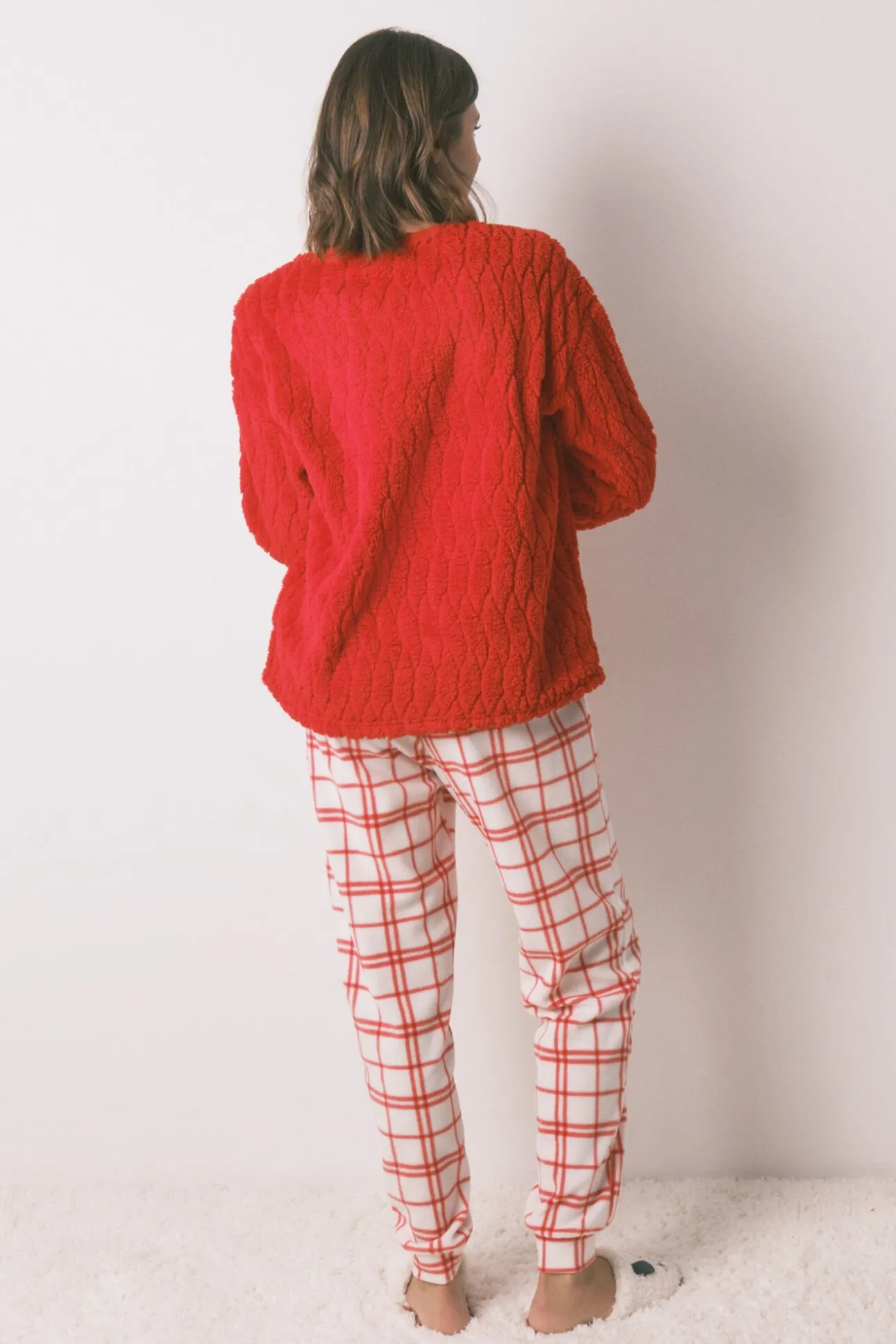 Pijama largo polar cuadros rojo Snoopy