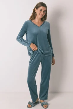 Pijama largo terciopelo verde