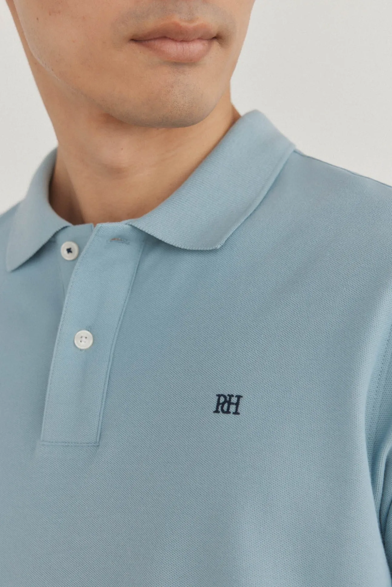 Polo básico piqué regular