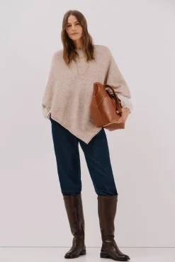 Poncho tacto suave
