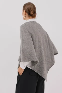 Poncho tacto suave
