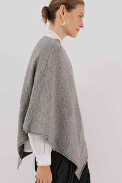 Poncho tacto suave