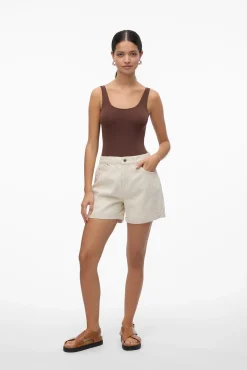 Short denim