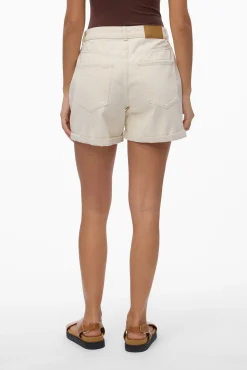 Short denim