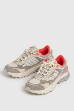 Sneaker Darren Trek Mujer
