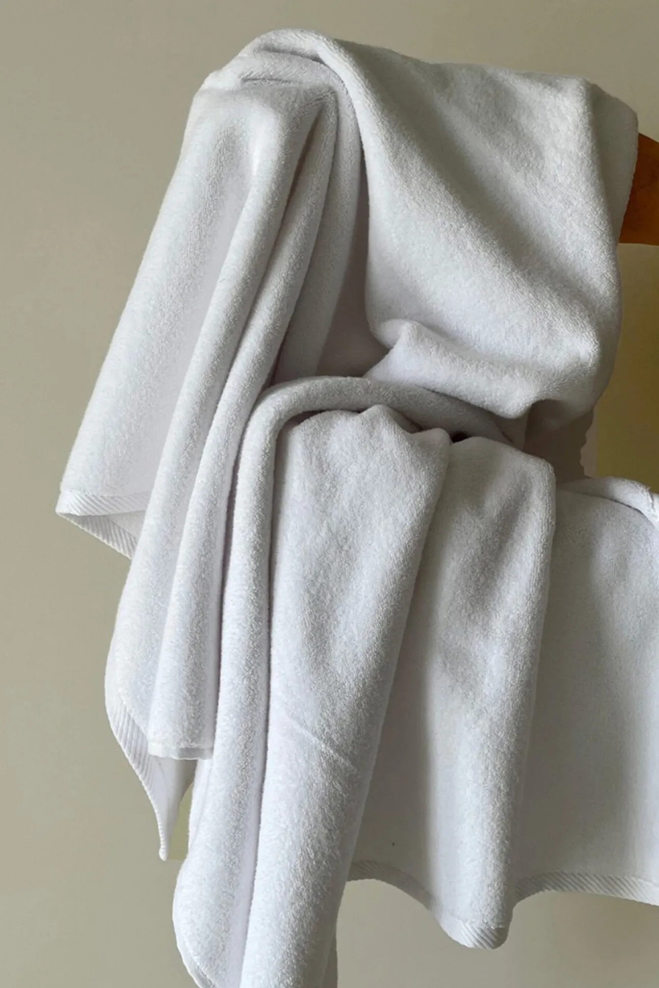 Toalla baño asana 600g/m2 zero twist blanco 160x100