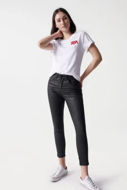 Vaqueros faith push in cropped con efecto coating