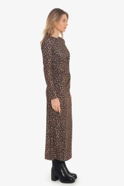 Vestido con frunce