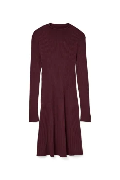 Vestido corto de punto