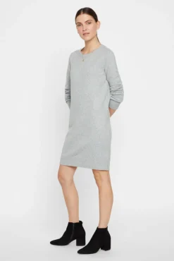 Vestido de punto con cuello redondo