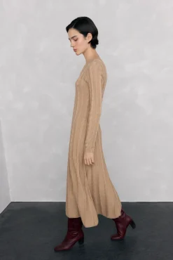 Vestido de punto con ochos