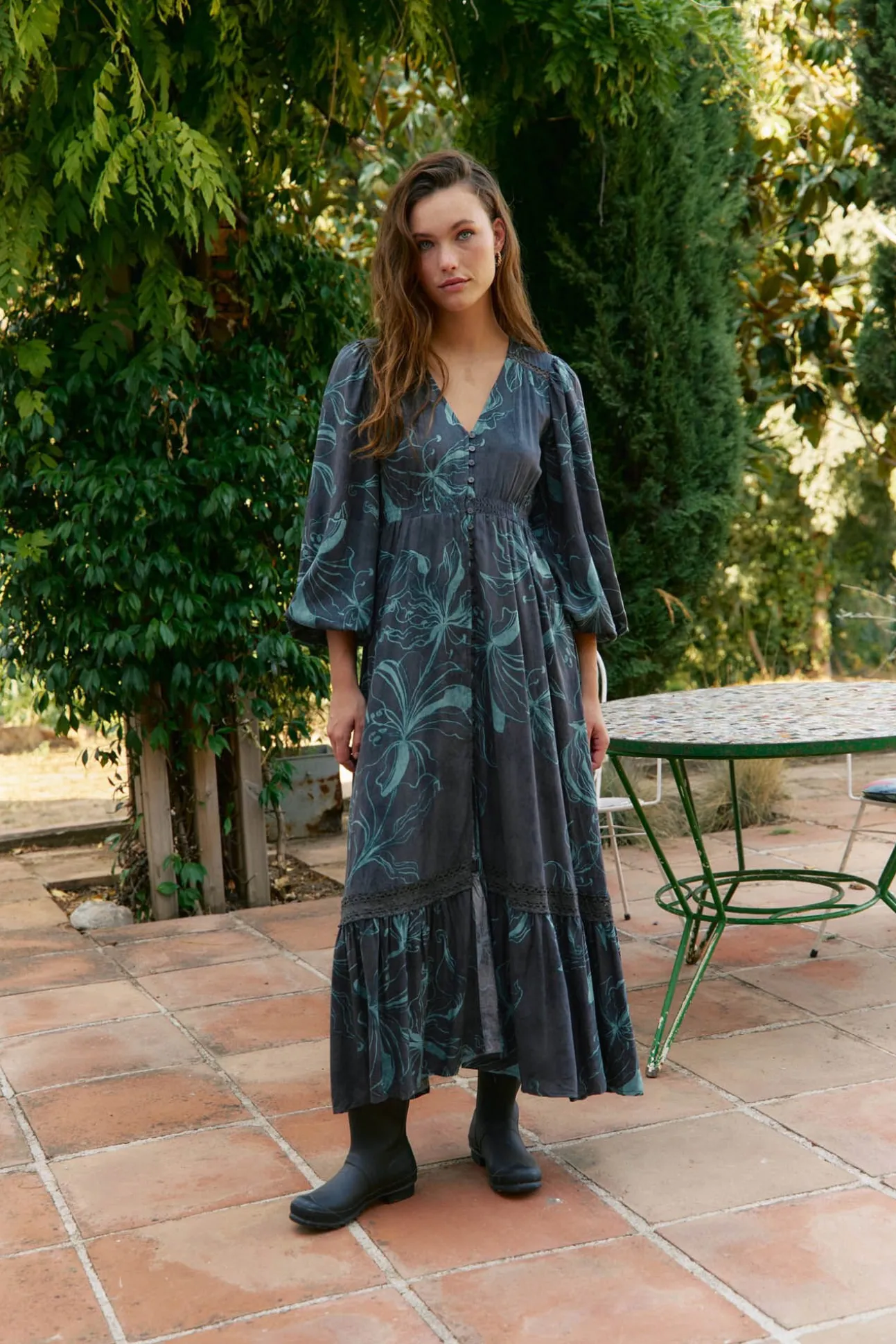 Vestido largo Carmen manga larga estampado midnight lilly
