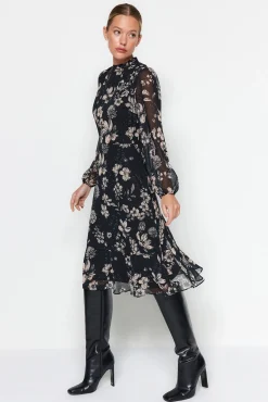 Vestido midi chal
