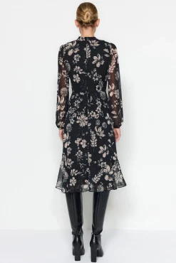 Vestido midi chal