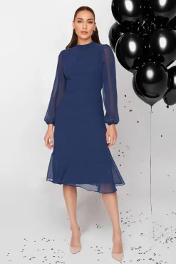 Vestido midi de cuellto alto