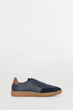 Zapatilla piel