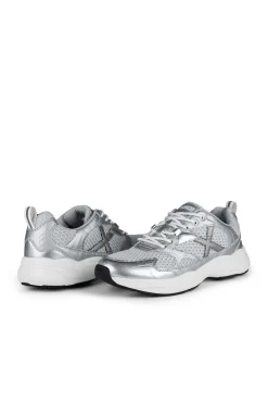 Zapatilla Runar