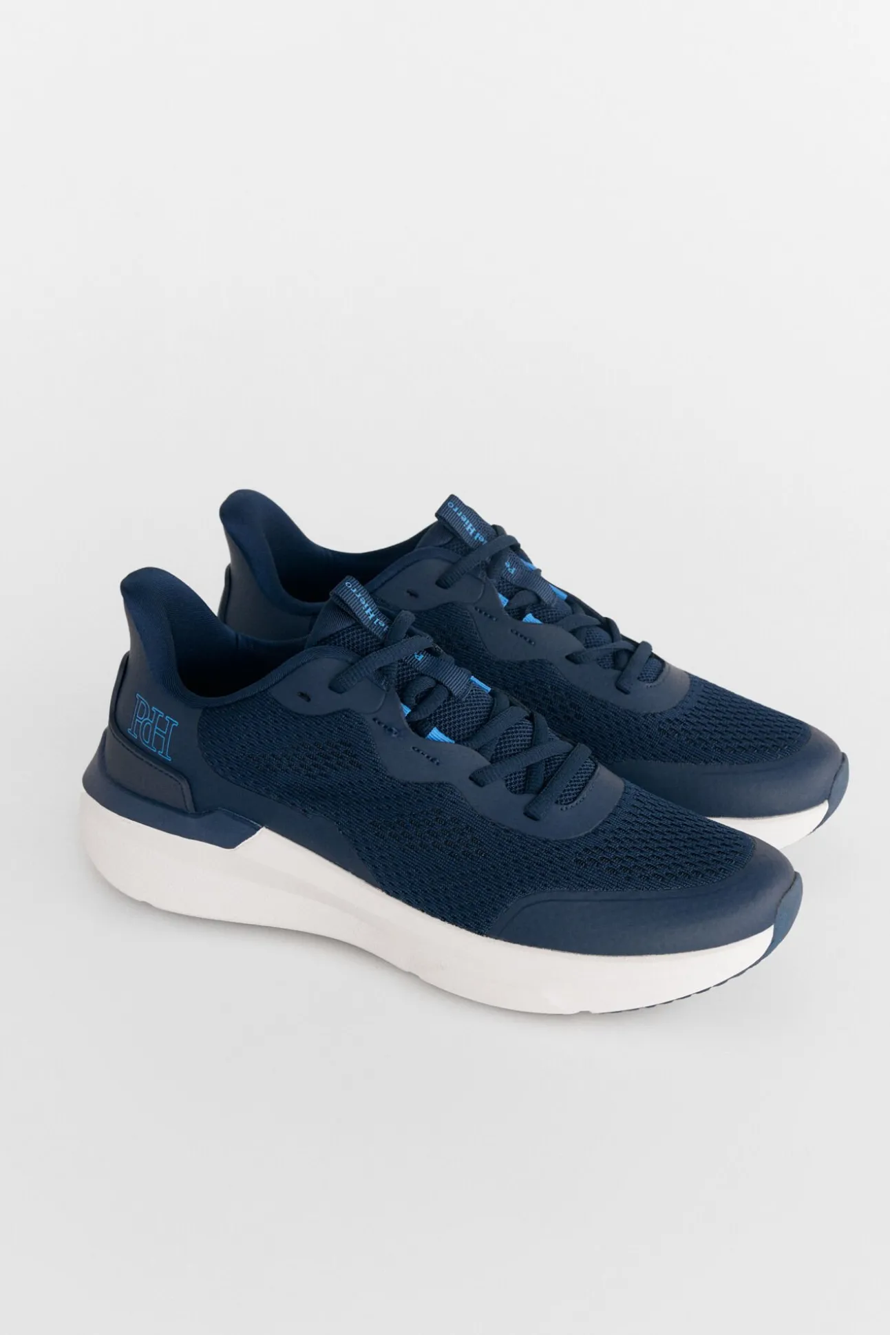 Zapatilla textil cordones