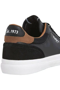 Zapatillas Clásicas Con Detalles En Ante