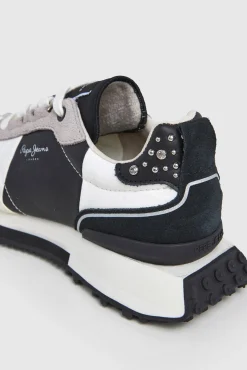 Zapatillas Con Detalles En Ante