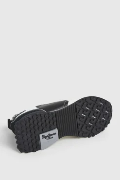 Zapatillas Con Detalles En Ante