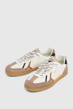 Zapatillas con piel