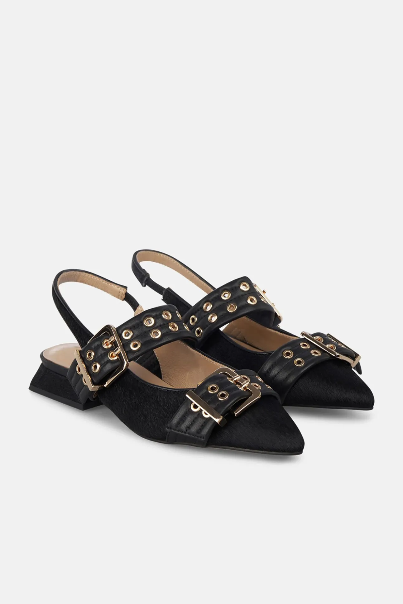 Zapato destalonado hebilla ancha