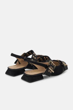 Zapato destalonado hebilla ancha
