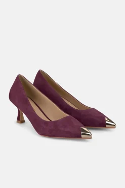 Zapato puntera metalizada